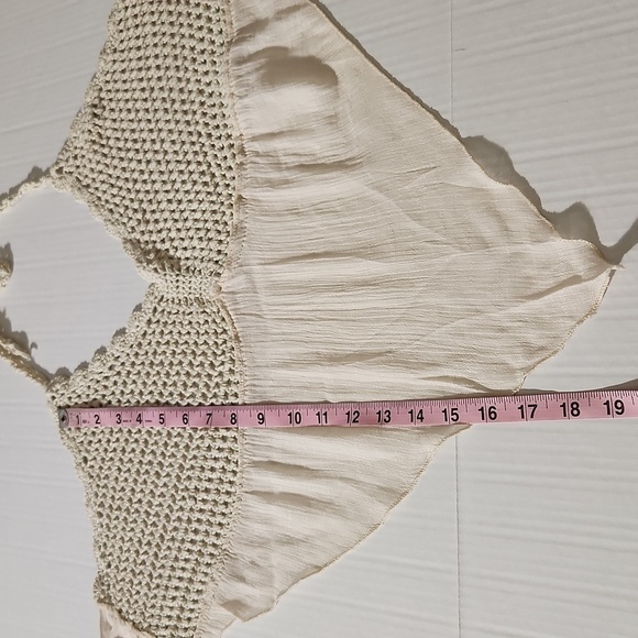 Halter Top Women's Size XL Cream Crochet Lace Open Weave Tie Back Lightweight - Picture 12 of 13